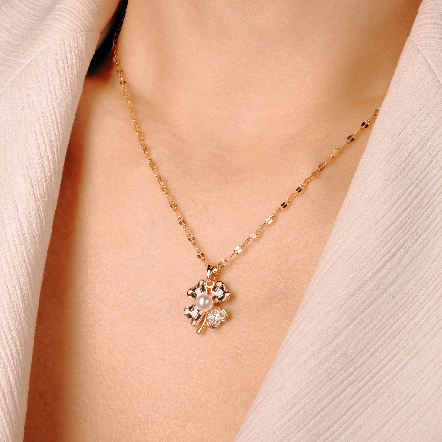 Collares