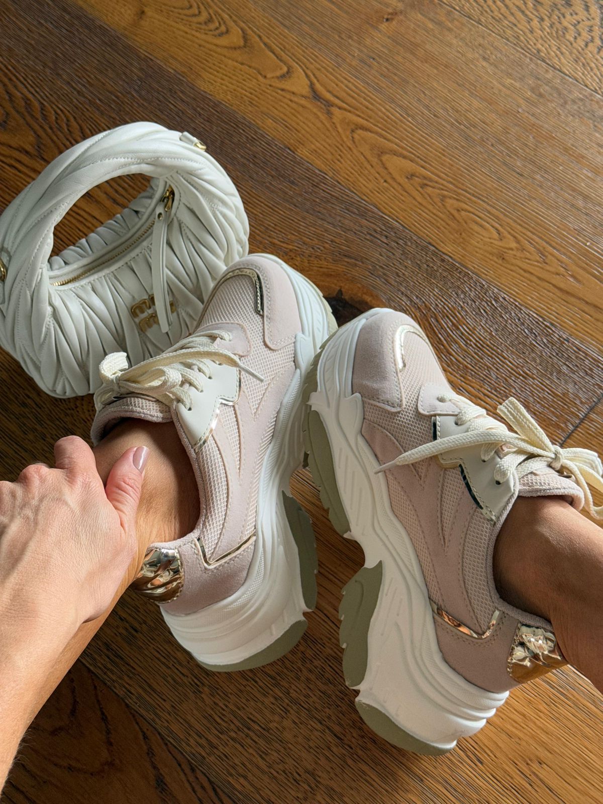 Sneaker Corina