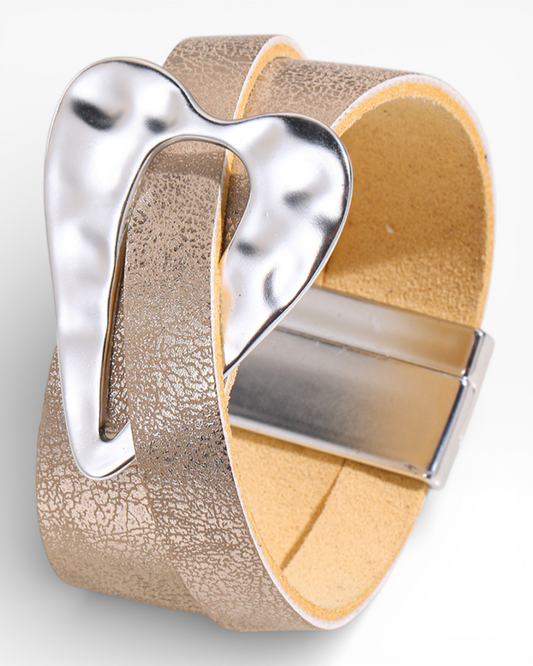 Leather & Heart Bracelet