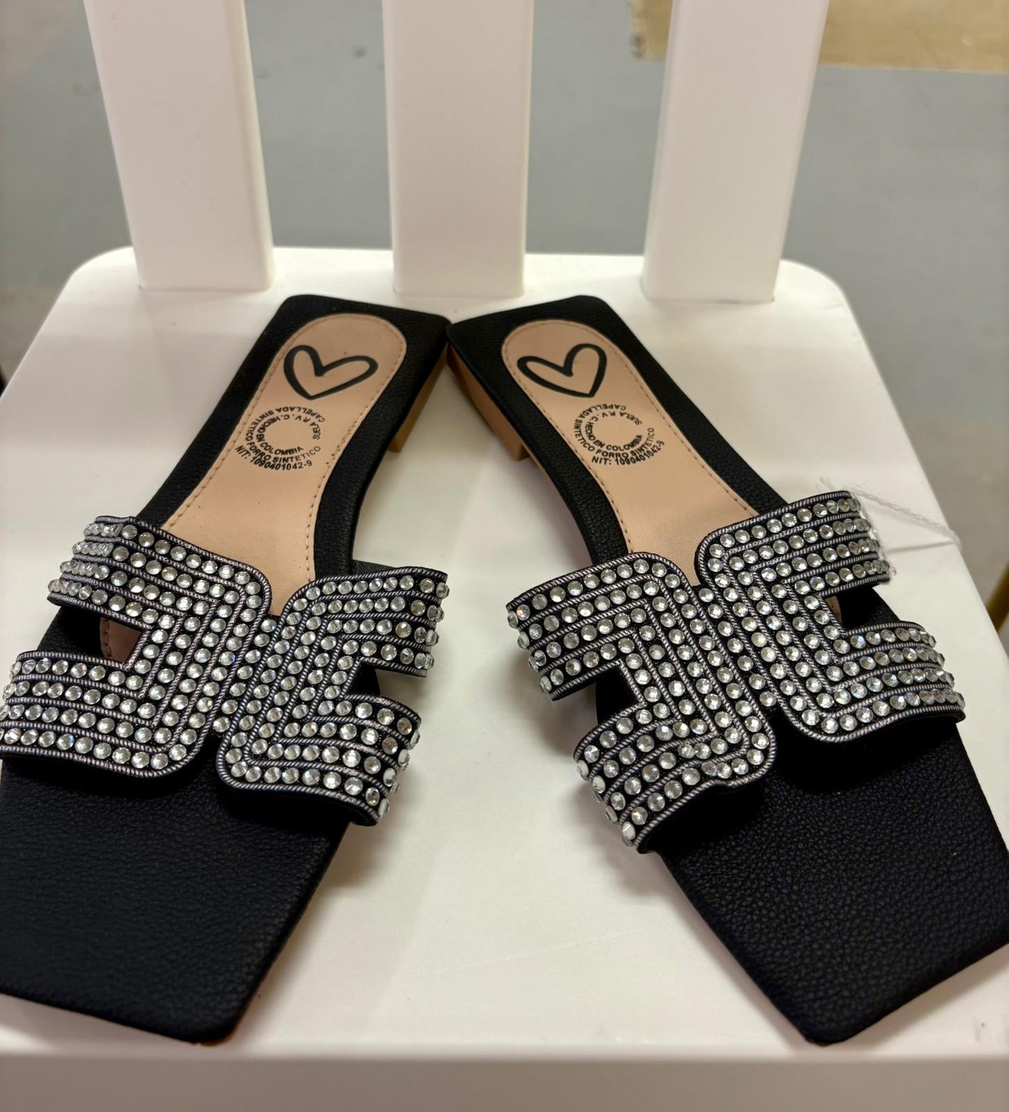 Sandalia Brillo Negra